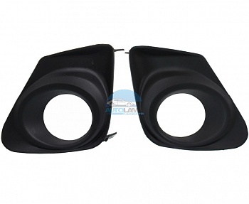 Рамки ПТФ для Toyota Corolla 150 2010-2013 черные, комплект 2 шт.